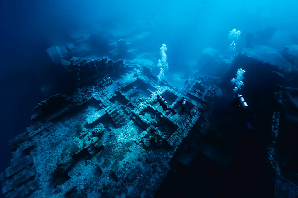 Underwater construction in Florida