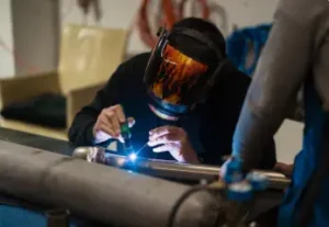 Hyperbaric welding techniques